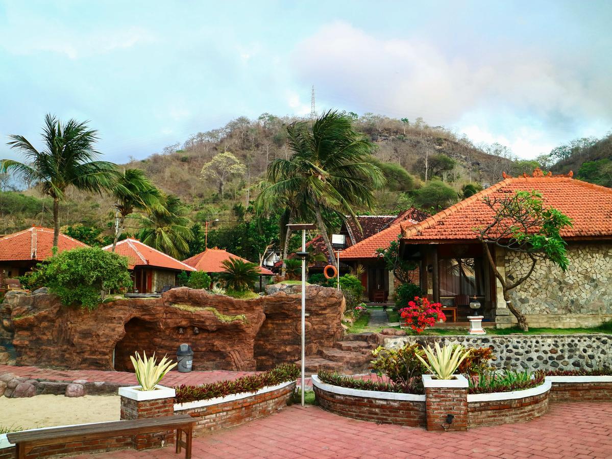 Watu Dodol Hotel & Restaurant Banyuwangi  Exterior photo
